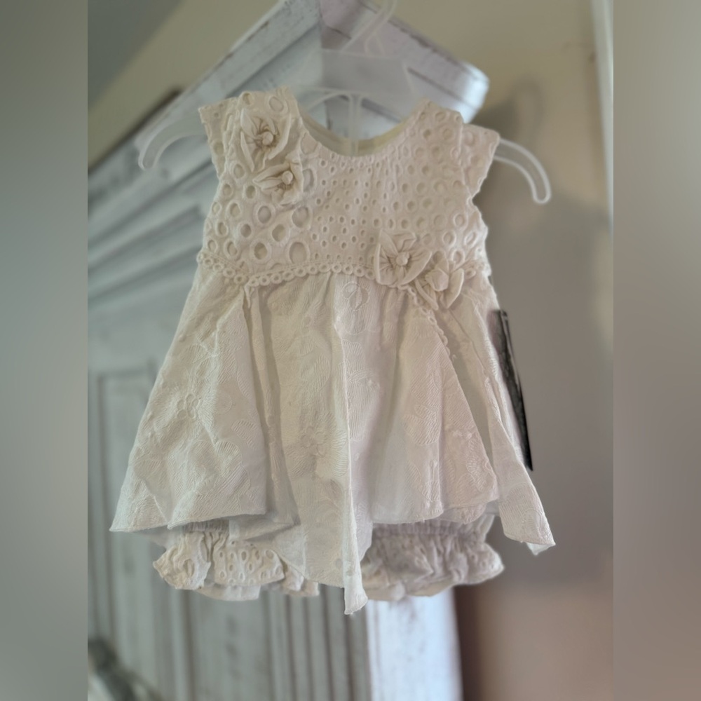 Isobella & Chloe NEW white outfit🤍